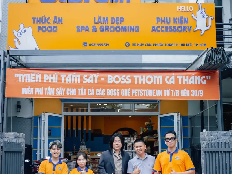 Mặt tiền cửa hàng PetStore.vn tại 151 Huy Cận, KDC Gia Hoà
